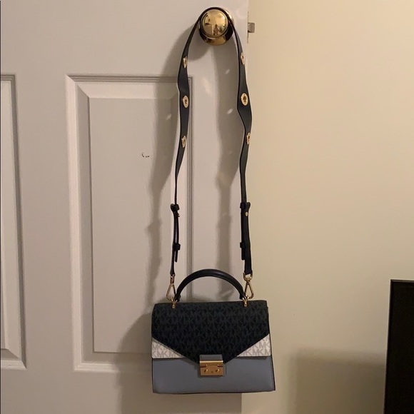 Michael Kors Purse - Picture 8 of 8